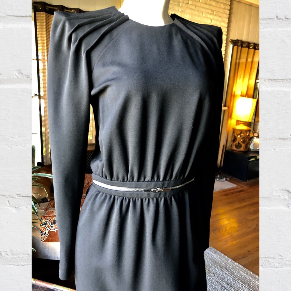 Thomas Wylde black structural zipper waist dress.Size 4